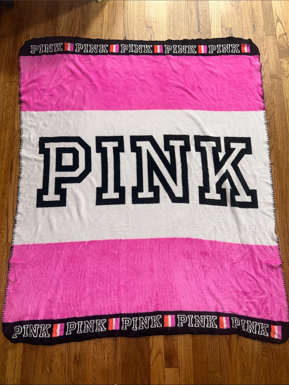 PINK Victoria's Secret Pink & White Logo Plush Throw 50x60 inches